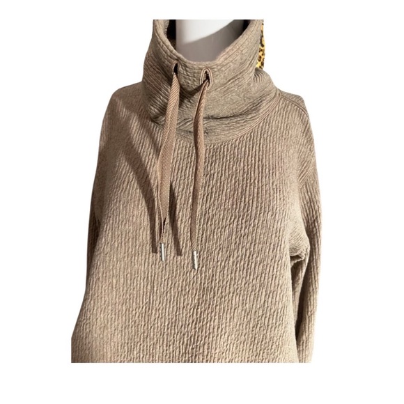 Lululemon Cowl Neck Sweater - Picture 5 of 6